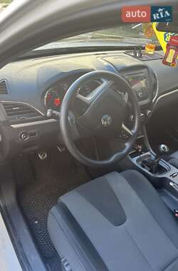 Хэтчбек MG 5 2013 в 