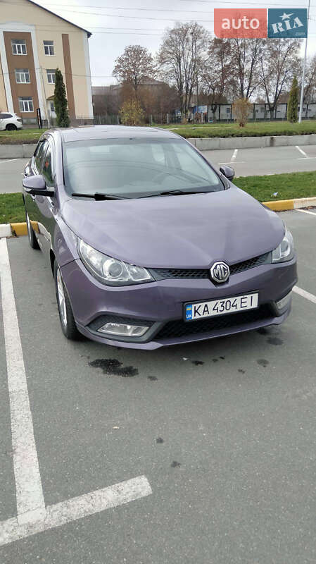 Хэтчбек MG 5 2013 в Киеве