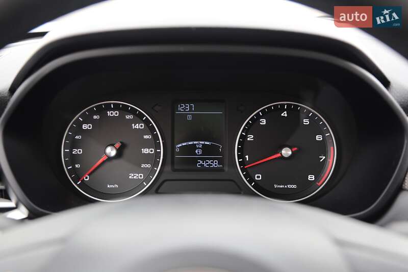 Седан MG 5 2022 в Києві фото 17 Седан MG 5 2022 в Києві