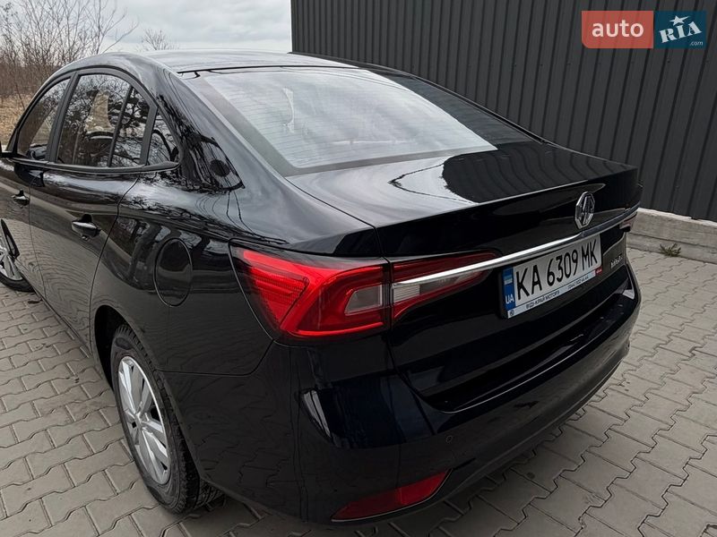 Седан MG 5 2022 в Киеве