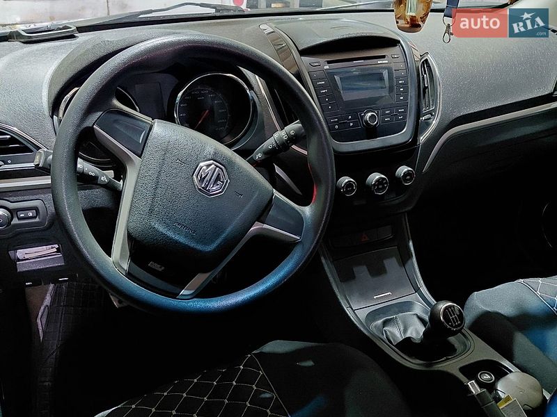 Хетчбек MG 5 2013 в Верхньодніпровську