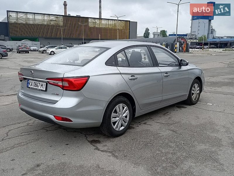 Седан MG 5 2022 в Киеве