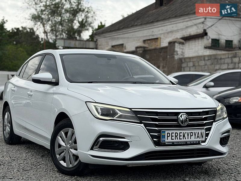 Седан MG 5 2022 в Днепре