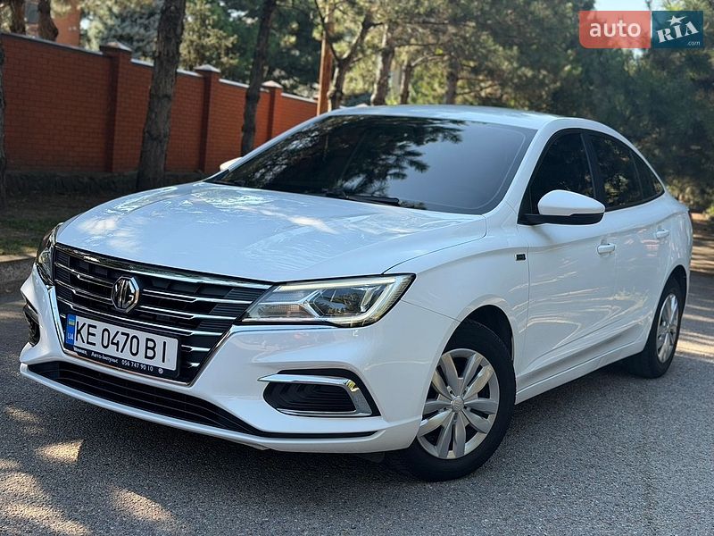 Седан MG 5 2022 в Дніпрі