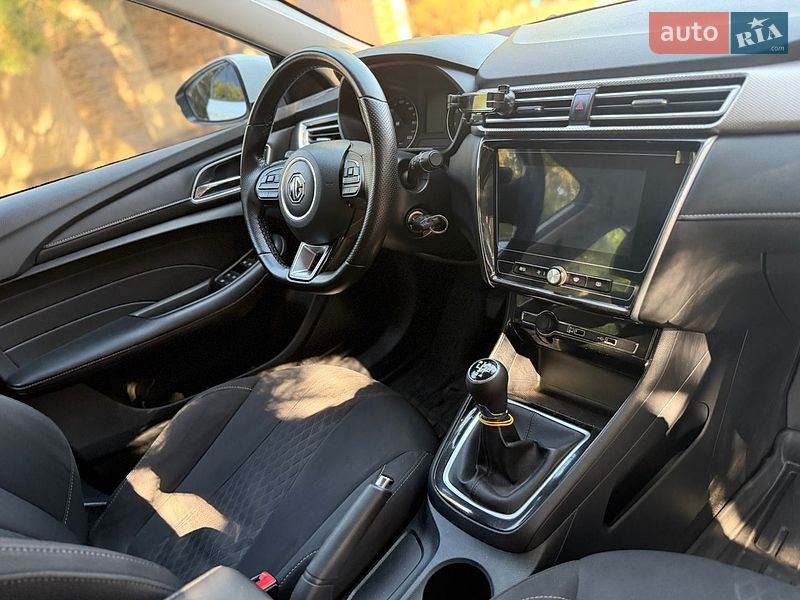 Седан MG 5 2022 в Дніпрі