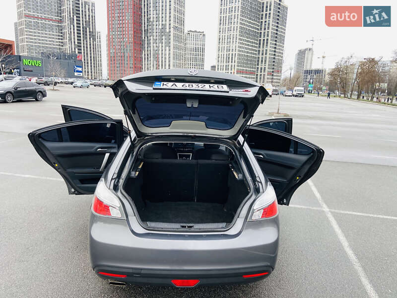 Лифтбек MG 6 2013 в Киеве фото 17 Лифтбек MG 6 2013 в Киеве