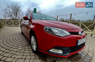 Хэтчбек MG 6 2012 в 