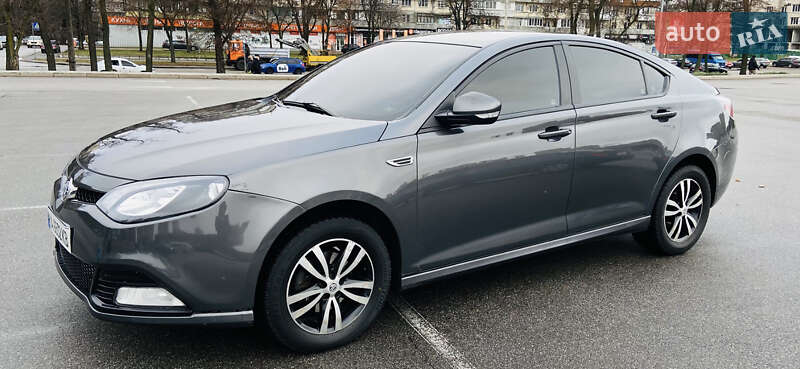 Лифтбек MG 6 2013 в Киеве фото 32 Лифтбек MG 6 2013 в Киеве