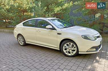 Фастбэк MG 6 2012 в 