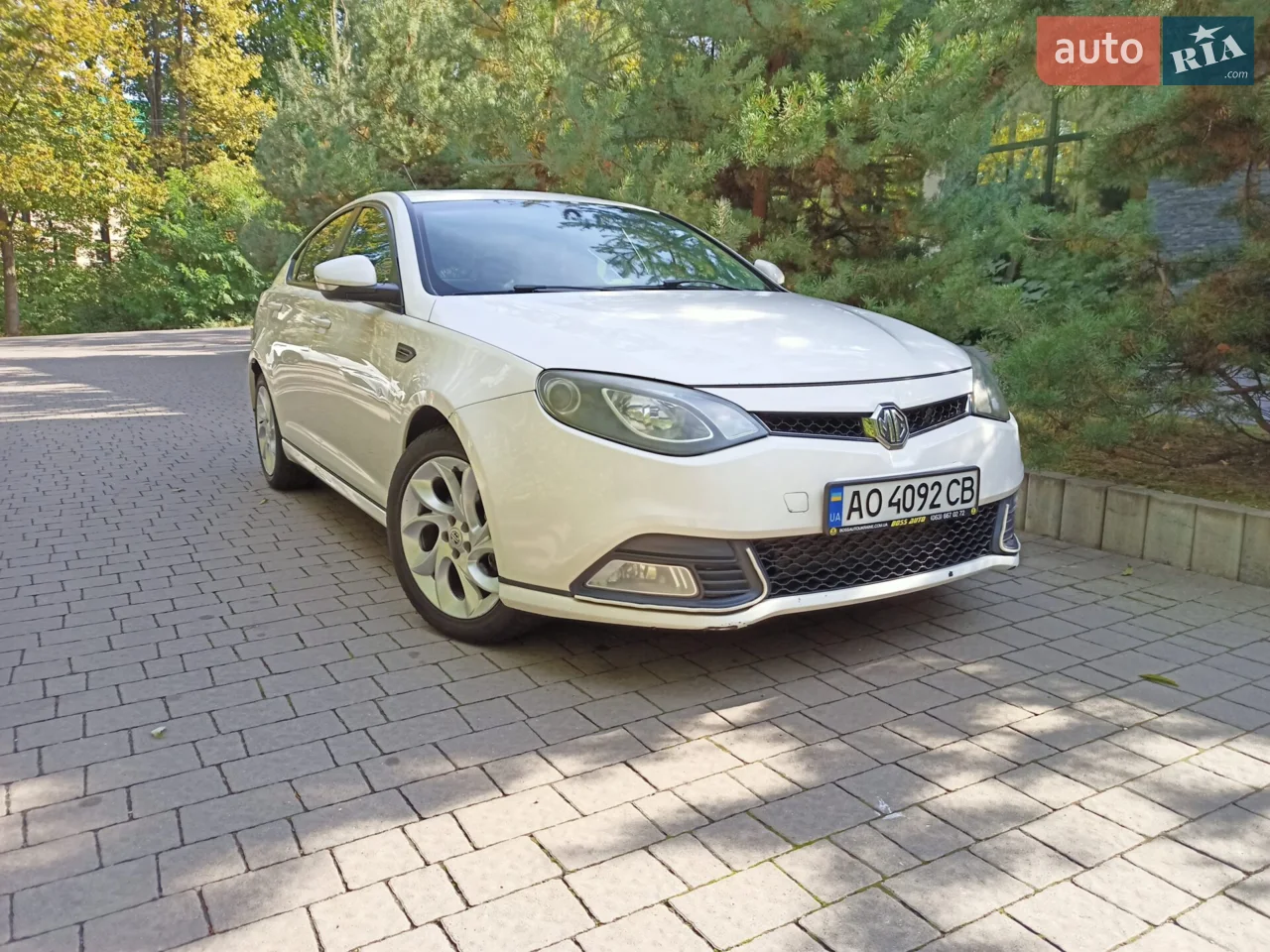 2012 MG 6 - мініатюра 19