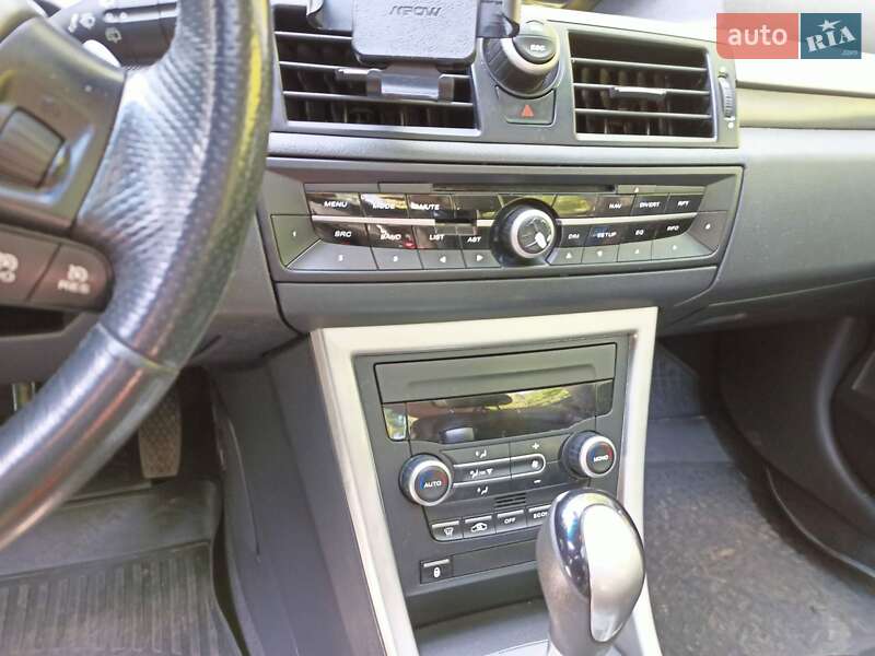 Фастбэк MG 6 2012 в Мукачево