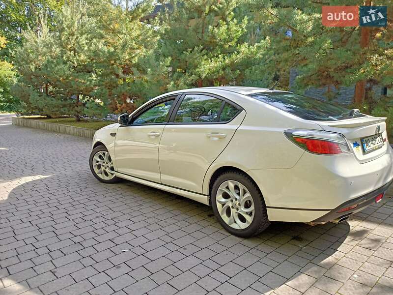 Фастбэк MG 6 2012 в Мукачево