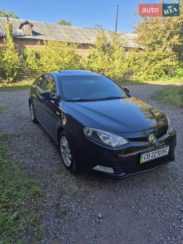 Фастбэк MG 6 2013 в Чернигове