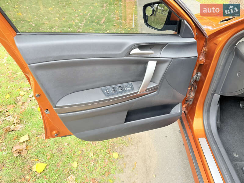 Фастбэк MG 6 2012 в Харькове фото 35 Фастбэк MG 6 2012 в Харькове