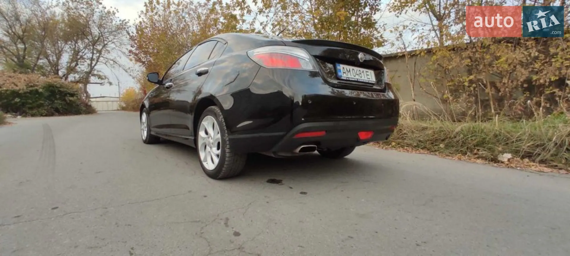 2012 MG 6 - мініатюра 9