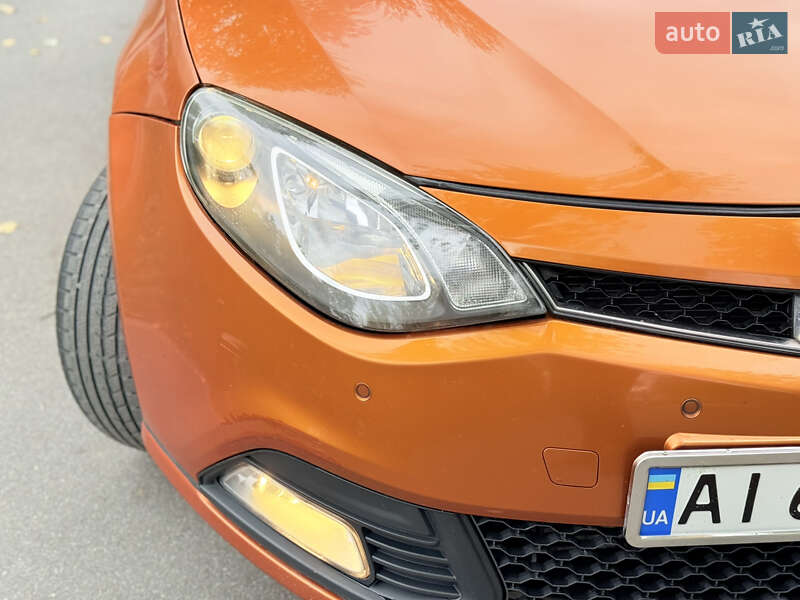 Фастбэк MG 6 2012 в Харькове