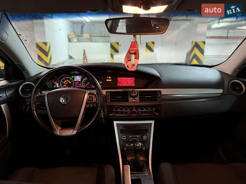 Фастбэк MG 6 2013 в Днепре