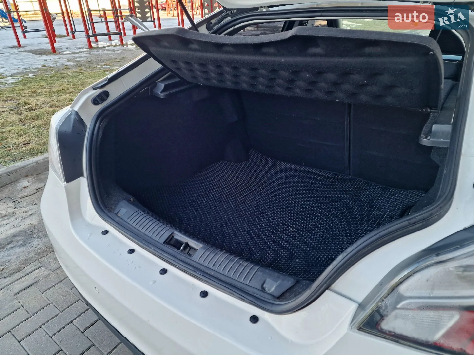 2013 MG 6 - мініатюра 10