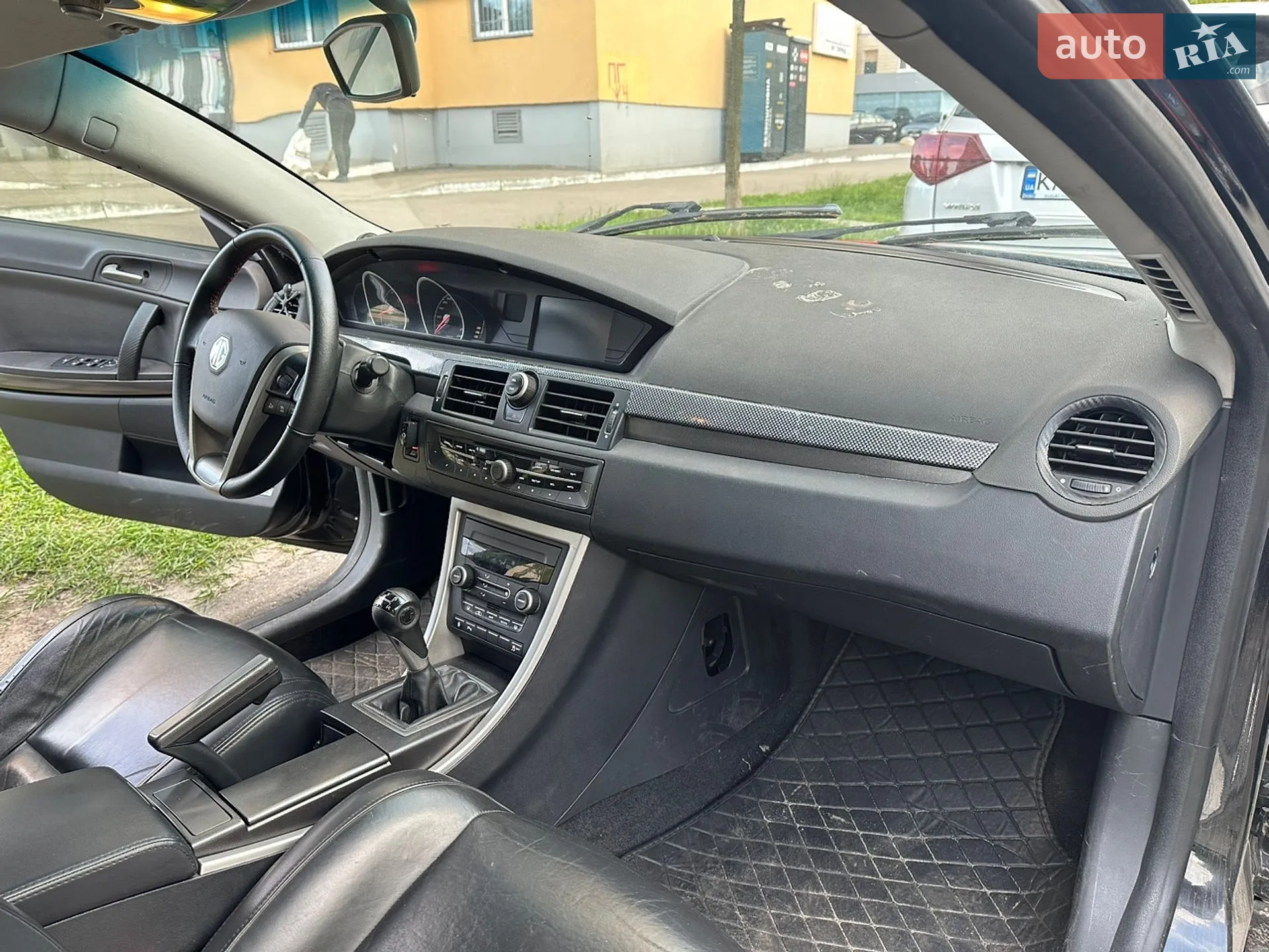 2013 MG 6 - мініатюра 8
