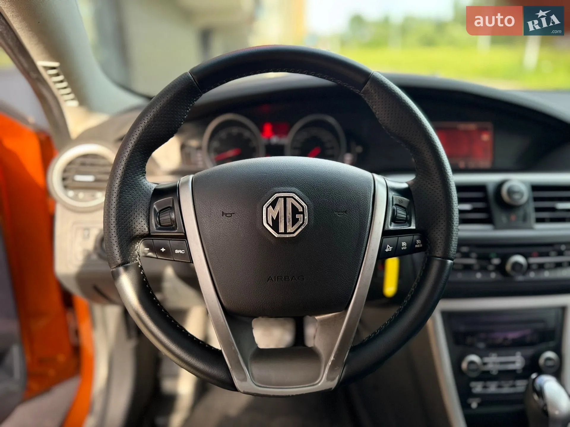 2012 MG 6 - мініатюра 19