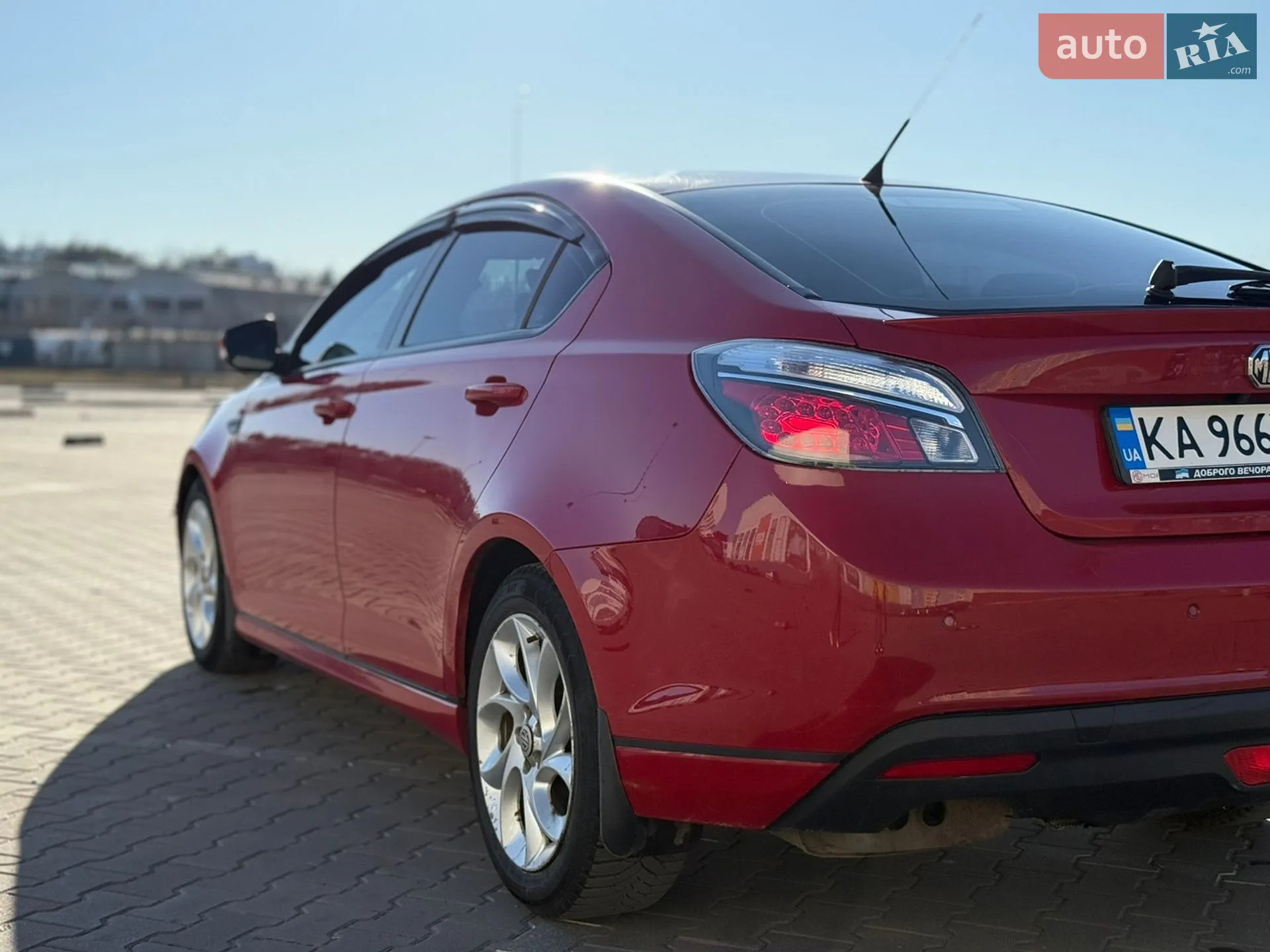2012 MG 6 - мініатюра 7