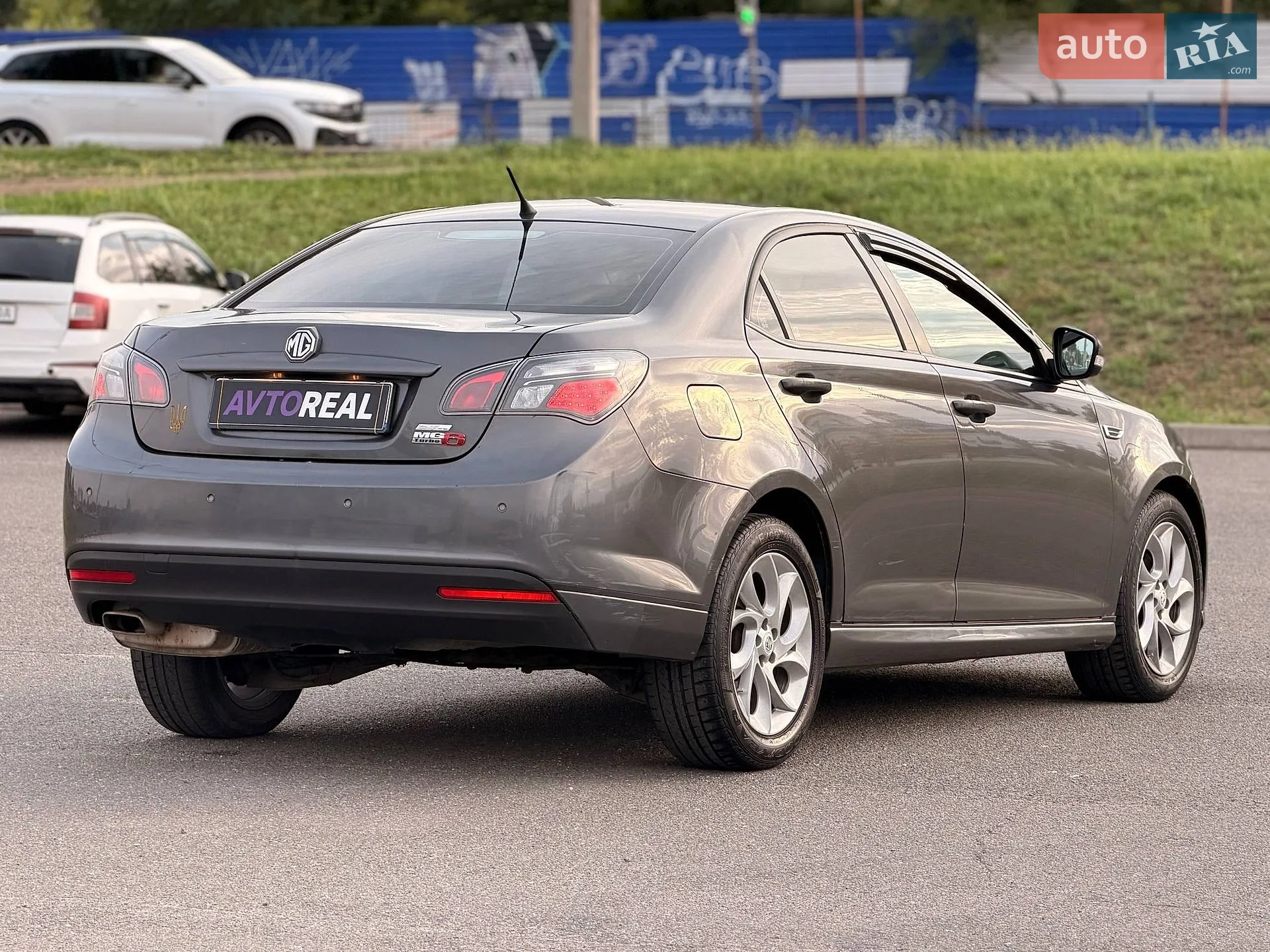 2013 MG 6 - мініатюра 20