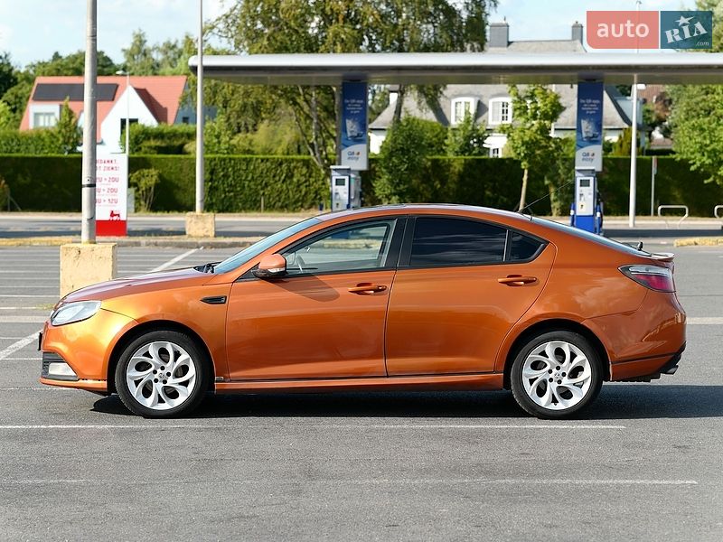 Фастбек MG 6 2012 в Києві