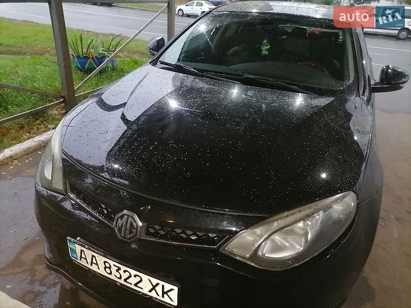 Фастбек MG 6 2012 в Києві