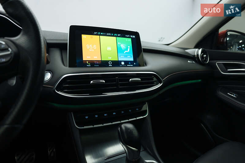 Внедорожник / Кроссовер MG HS 2022 в Киеве