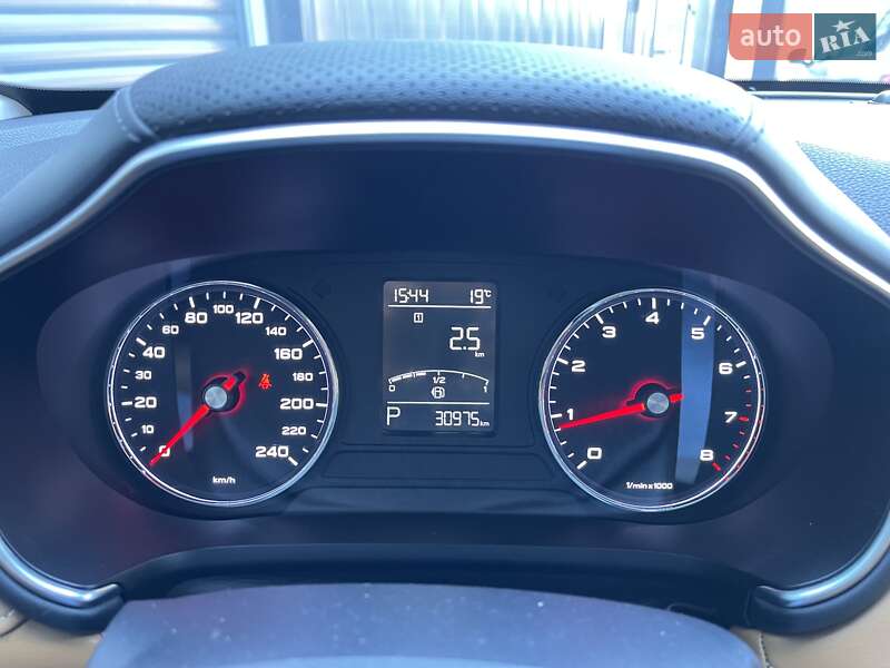 Позашляховик / Кросовер MG HS 2023 в Миколаєві фото 16 Позашляховик / Кросовер MG HS 2023 в Миколаєві