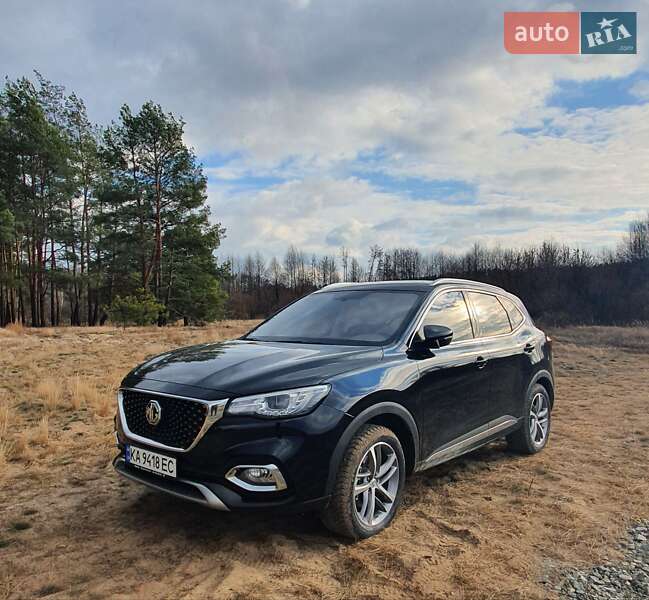 Внедорожник / Кроссовер MG HS 2021 в Киеве