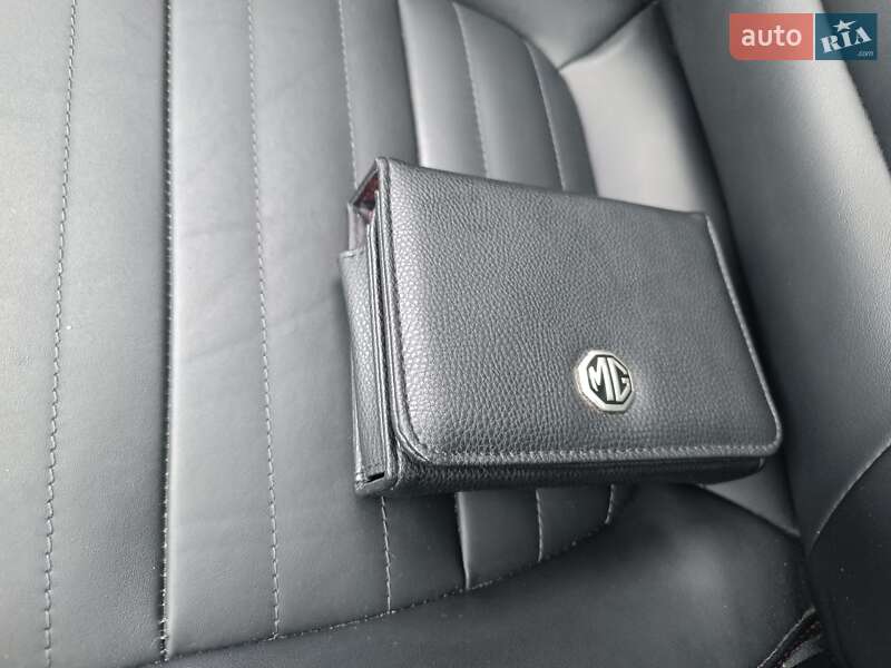 Внедорожник / Кроссовер MG HS 2022 в Киеве