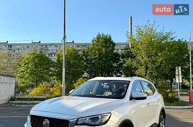 Внедорожник / Кроссовер MG HS 2023 в Киеве