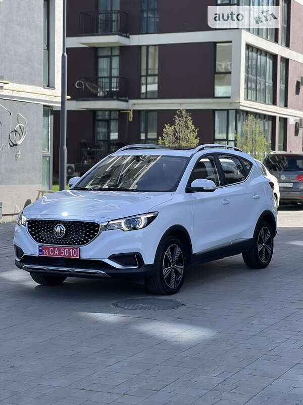 Внедорожник / Кроссовер MG ZS EV 2021 в Львове