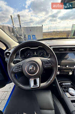Внедорожник / Кроссовер MG ZS EV 2020 в 