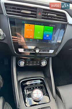 Внедорожник / Кроссовер MG ZS EV 2020 в 