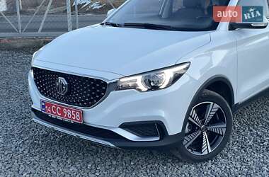 Позашляховик / Кросовер MG ZS EV 2021 в 