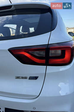 Внедорожник / Кроссовер MG ZS EV 2020 в 