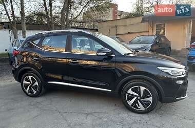 Внедорожник / Кроссовер MG ZS EV 2023 в 