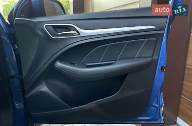 Внедорожник / Кроссовер MG ZS EV 2020 в 