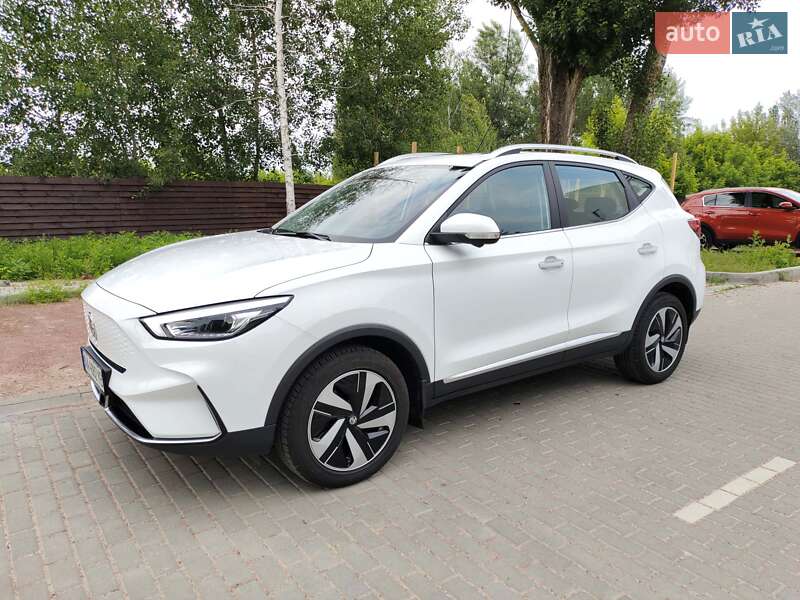 Внедорожник / Кроссовер MG ZS EV 2023 в Софиевской Борщаговке