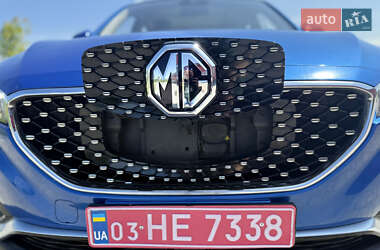 Внедорожник / Кроссовер MG ZS EV 2020 в 