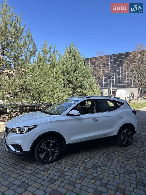 Внедорожник / Кроссовер MG ZS EV 2019 в 