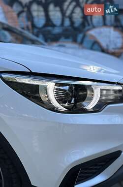 Внедорожник / Кроссовер MG ZS EV 2019 в 
