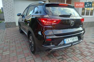 Внедорожник / Кроссовер MG ZS EV 2023 в 