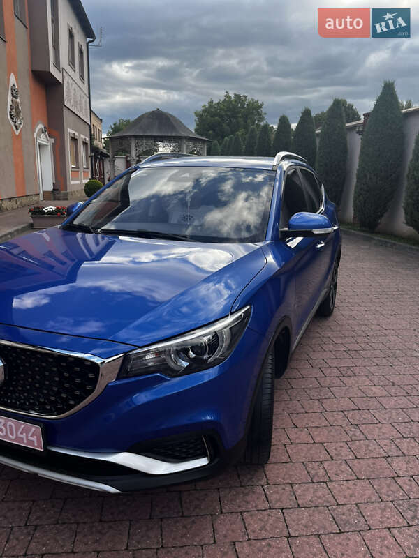 Внедорожник / Кроссовер MG ZS EV 2020 в Стрые