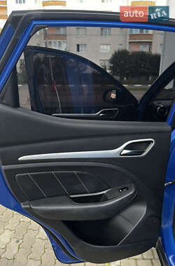 Внедорожник / Кроссовер MG ZS EV 2020 в 