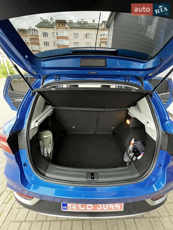 Внедорожник / Кроссовер MG ZS EV 2020 в Стрые
