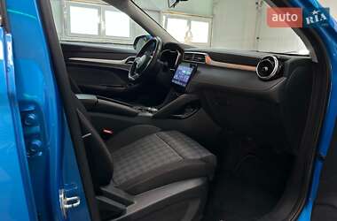 Внедорожник / Кроссовер MG ZS EV 2022 в 