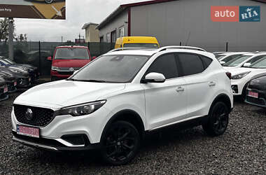Позашляховик / Кросовер MG ZS EV 2021 в 